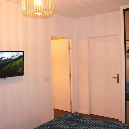 Les Cedres -Tram A 50 Metres, Bordeaux A 5 Minutes, Parking Apartment เซอนง ภายนอก รูปภาพ