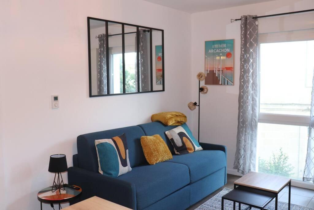 Les Cedres -Tram A 50 Metres, Bordeaux A 5 Minutes, Parking Apartment เซอนง ภายนอก รูปภาพ